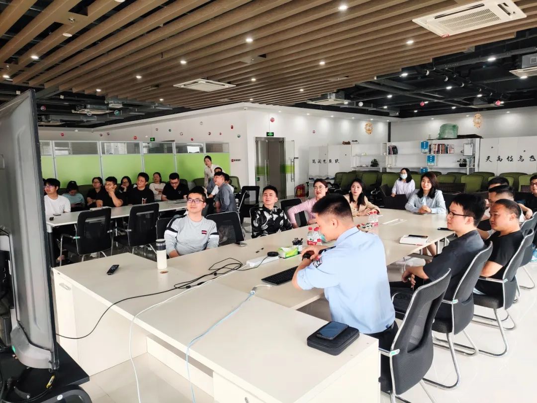 1713148161890008212.jpg 1713148161890008212.jpg